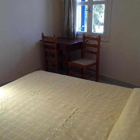 Rooms To Let Katerina & John'S Περίσσα Εξωτερικό φωτογραφία